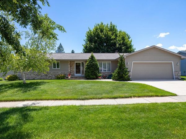 931 E SUNSET AVENUE, Appleton, WI 54911