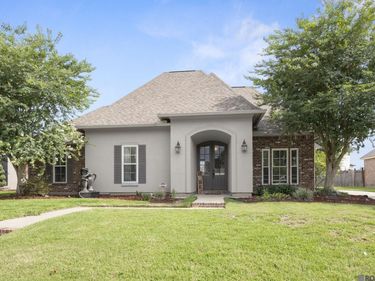 37050 Longwood Ave, Prairieville, LA 70769