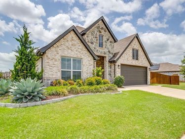 4721 Sassafras Drive, Fort Worth, TX 76036