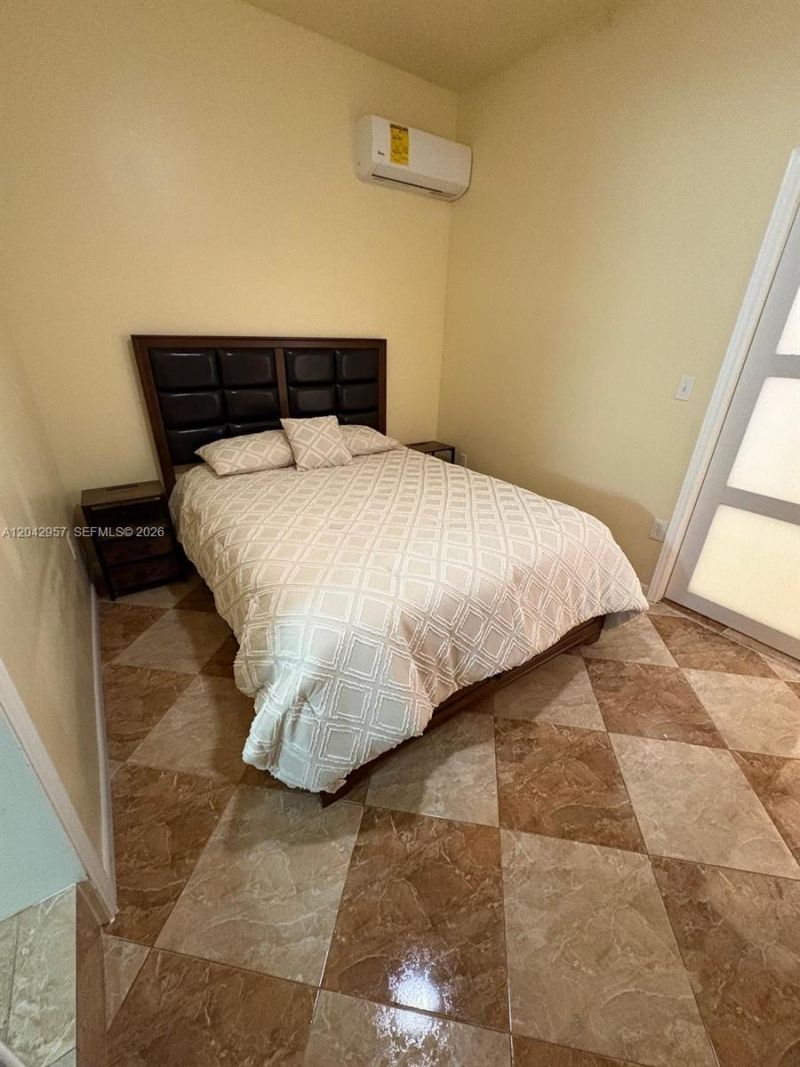 15470 SW 47th St , Miami, FL 33185 Photo
