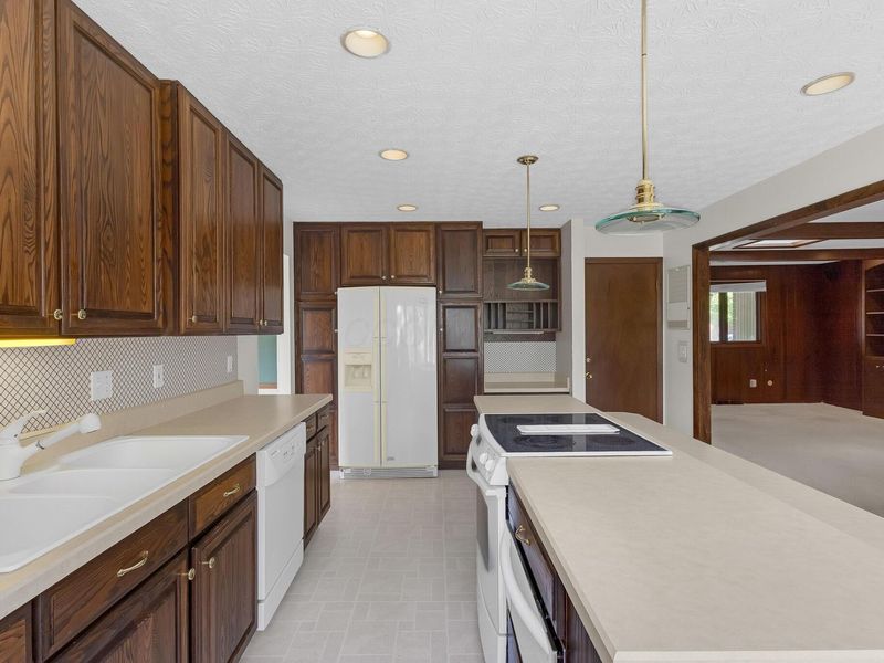5650 Ramblewood Court, Columbus, OH 43235 Photo 12