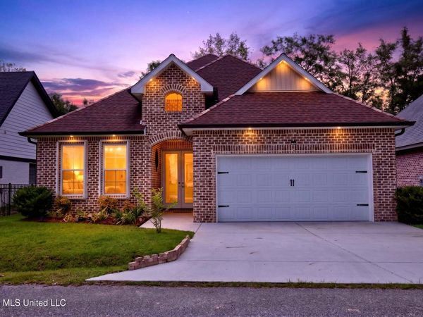 87007 Beaux Vue Court, Diamondhead, MS 39525