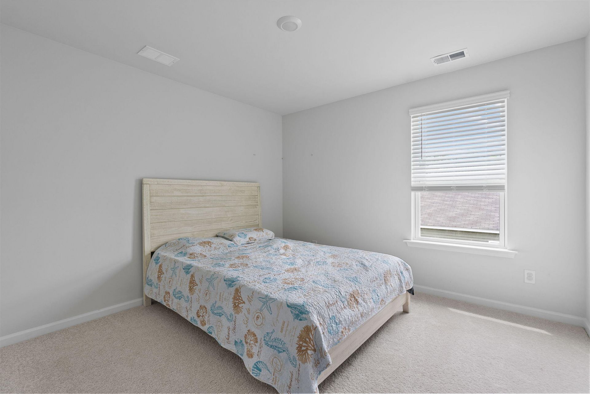639 Silver Spruce Street Photo 28
