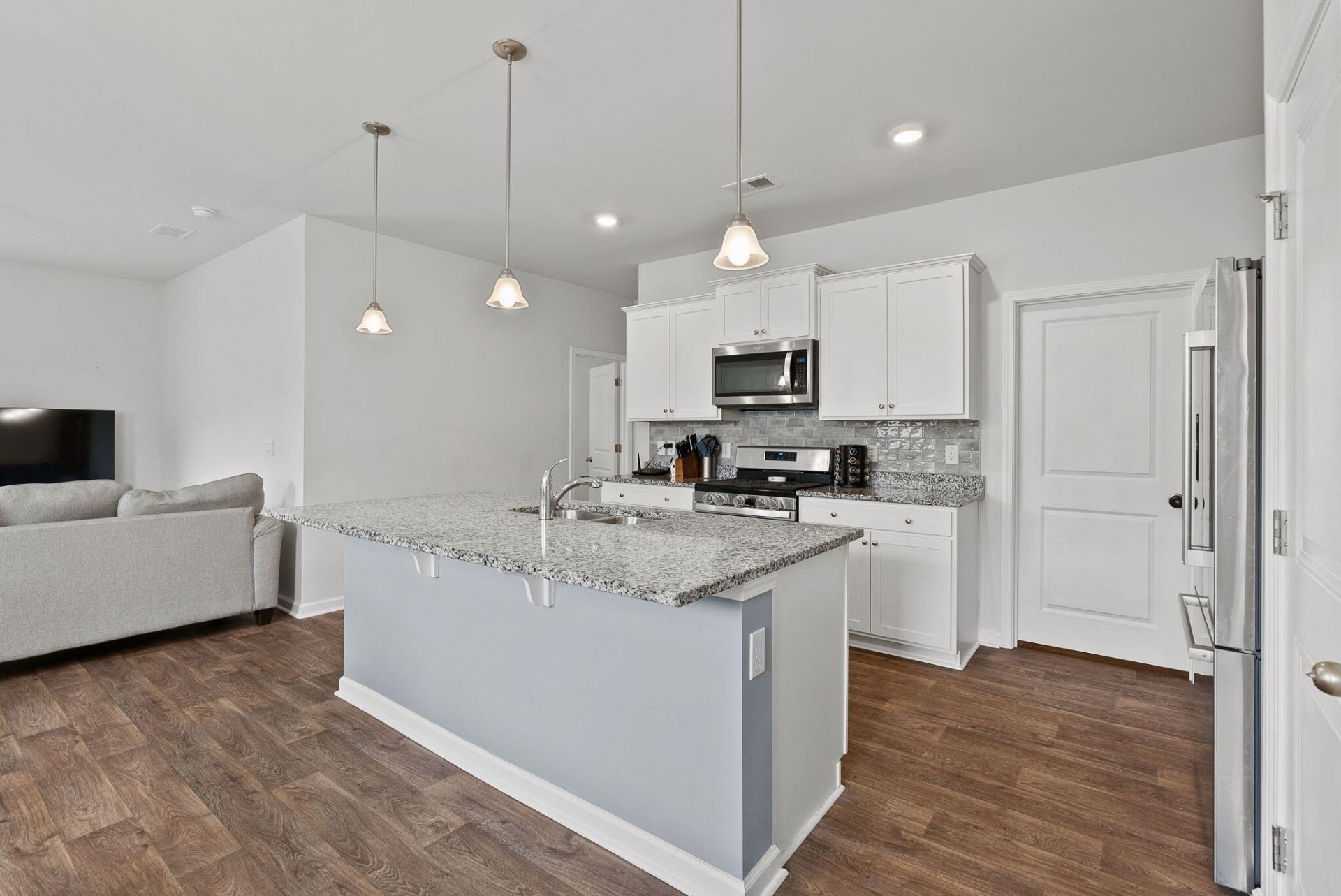 639 Silver Spruce Street Photo 8