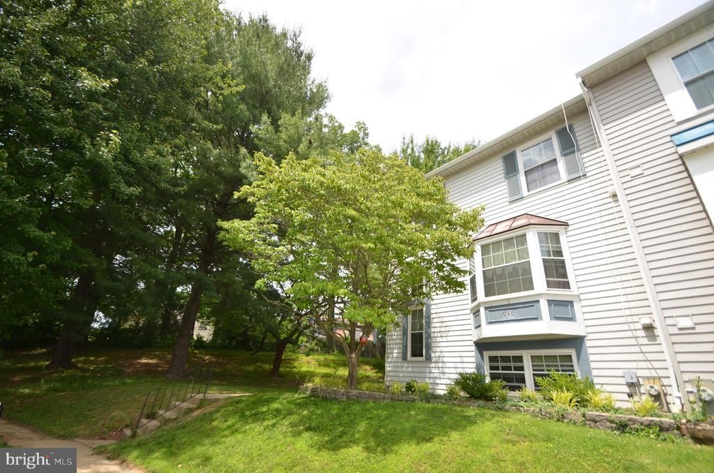 940 GAMING SQUARE , HAMPSTEAD, MD 21074