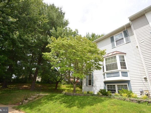 940 GAMING SQUARE , HAMPSTEAD, MD 21074