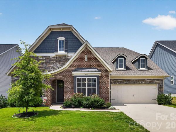 7917 Creek Park Drive, Denver, NC 28037
