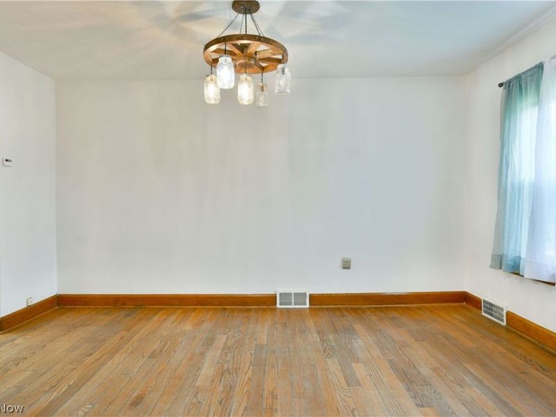 6349 Downs Road NW, Warren, OH 44481 Photo 10