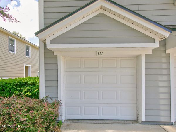 7060 DEER LODGE Circle, Unit 111, Jacksonville, FL 32256