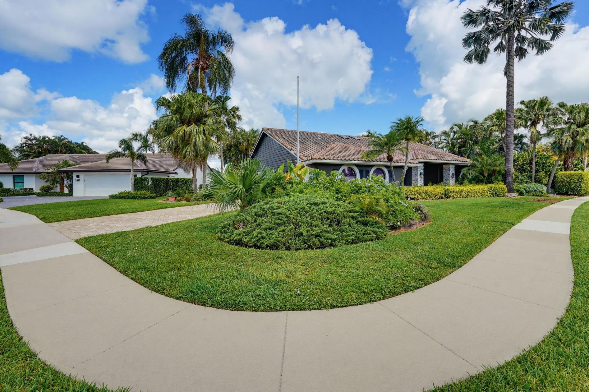1619 Wiltshire Village Drive, Wellington, FL 33414 Photo