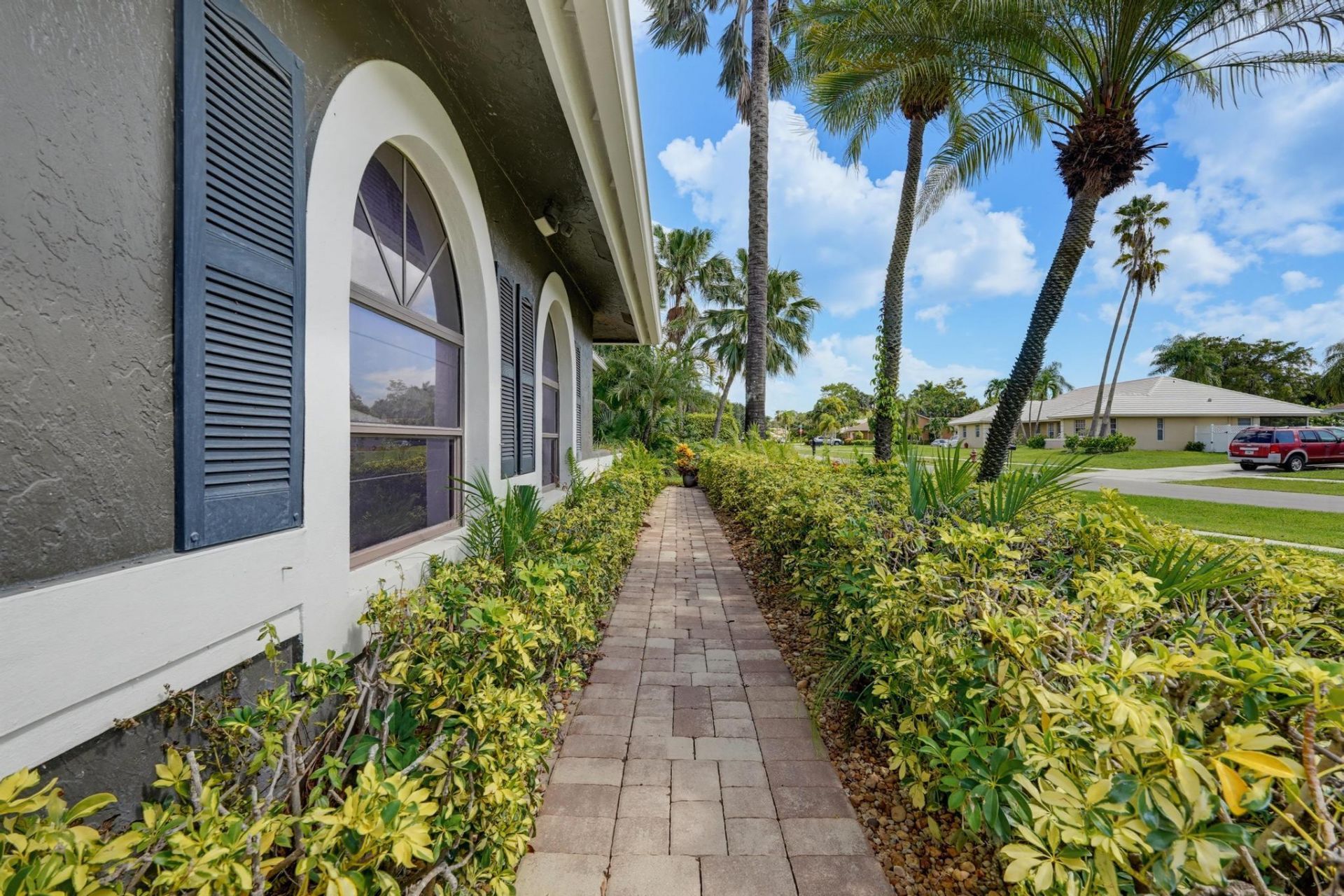 1619 Wiltshire Village Drive, Wellington, FL 33414 Photo