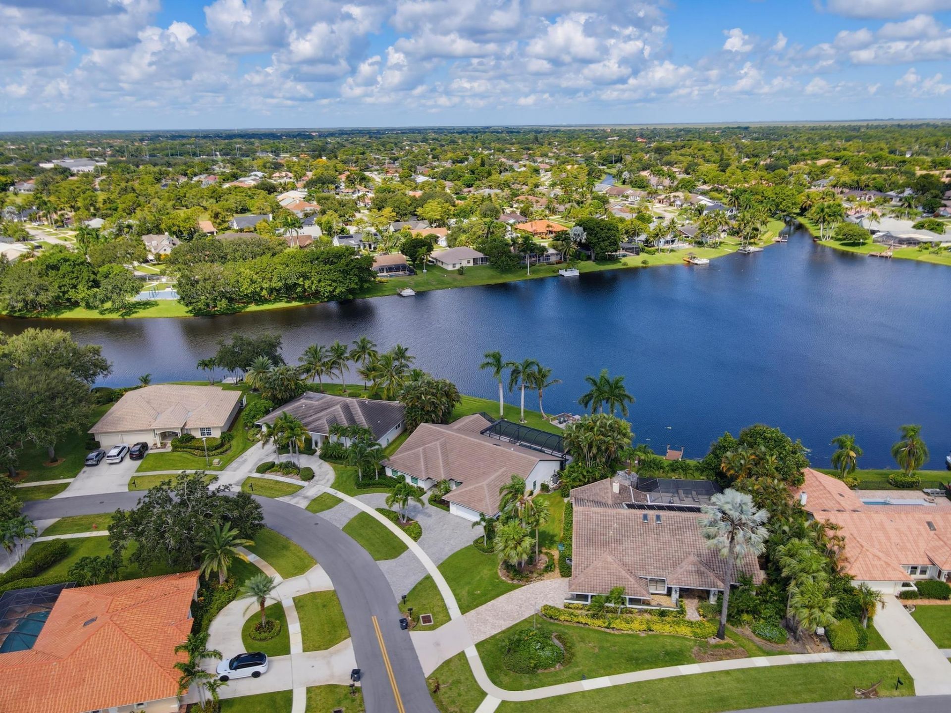 1619 Wiltshire Village Drive, Wellington, FL 33414 Photo
