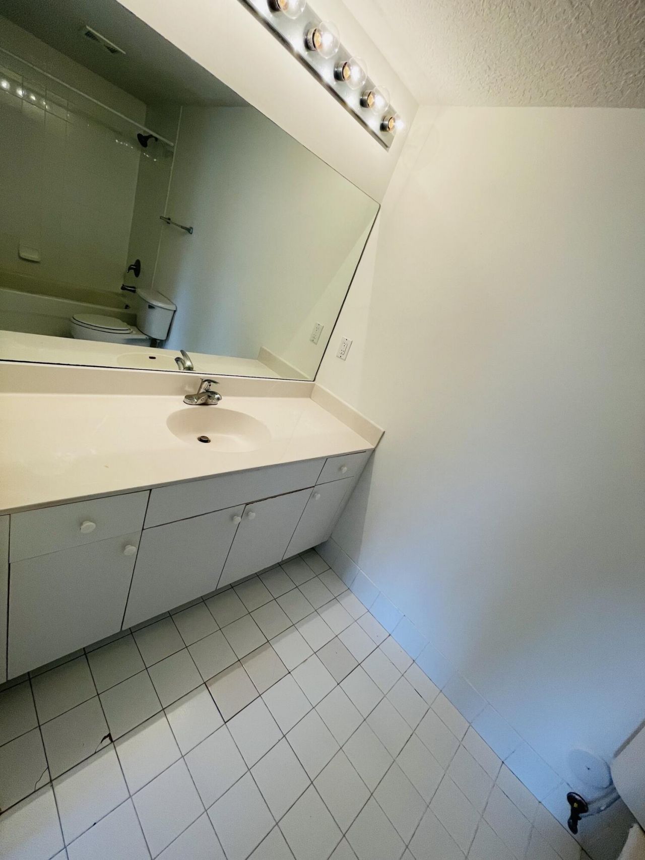1055 Golden Lakes Boulevard, Unit 212, West Palm Beach, FL 33411 Photo