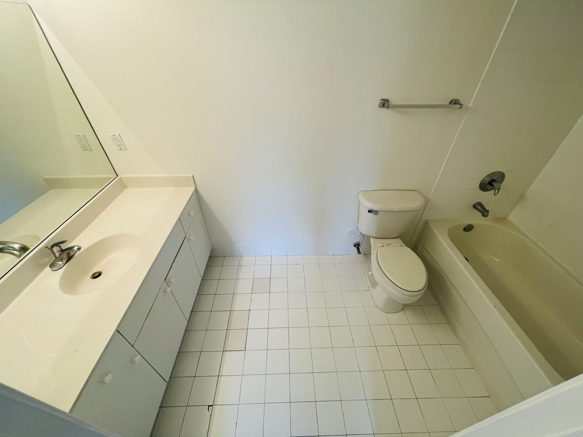 1055 Golden Lakes Boulevard, Unit 212, West Palm Beach, FL 33411 Photo