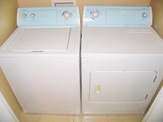 1605 Meadows Circle W, Unit 1605, Boynton Beach, FL 33436 Photo