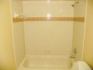 1605 Meadows Circle W, Unit 1605, Boynton Beach, FL 33436 Photo