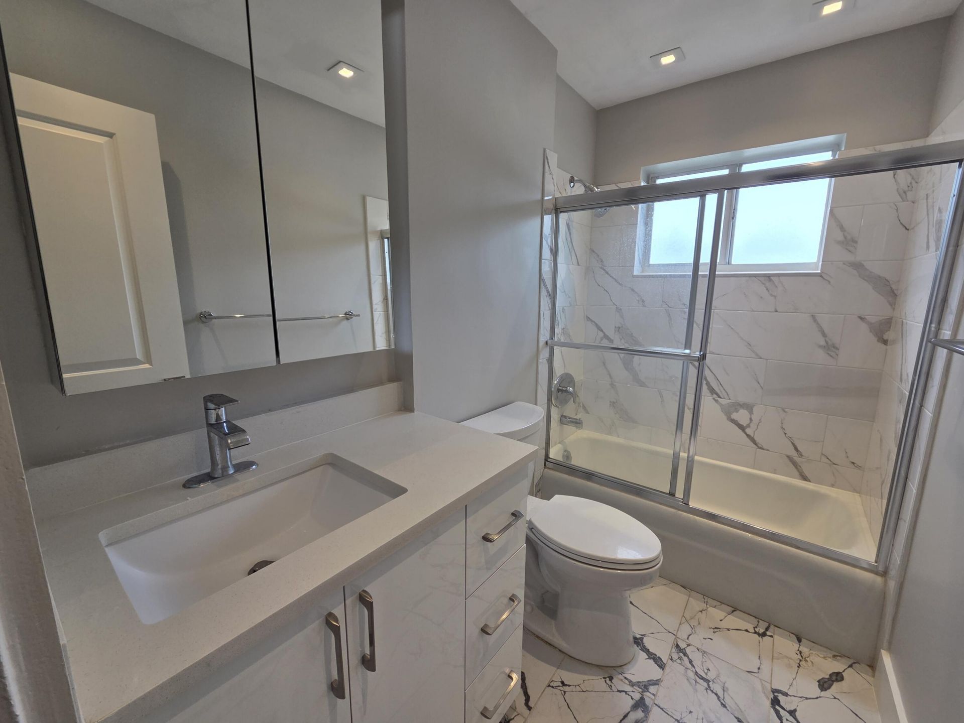 5630 NE 18th Avenue, Unit 204, Fort Lauderdale, FL 33334 Photo