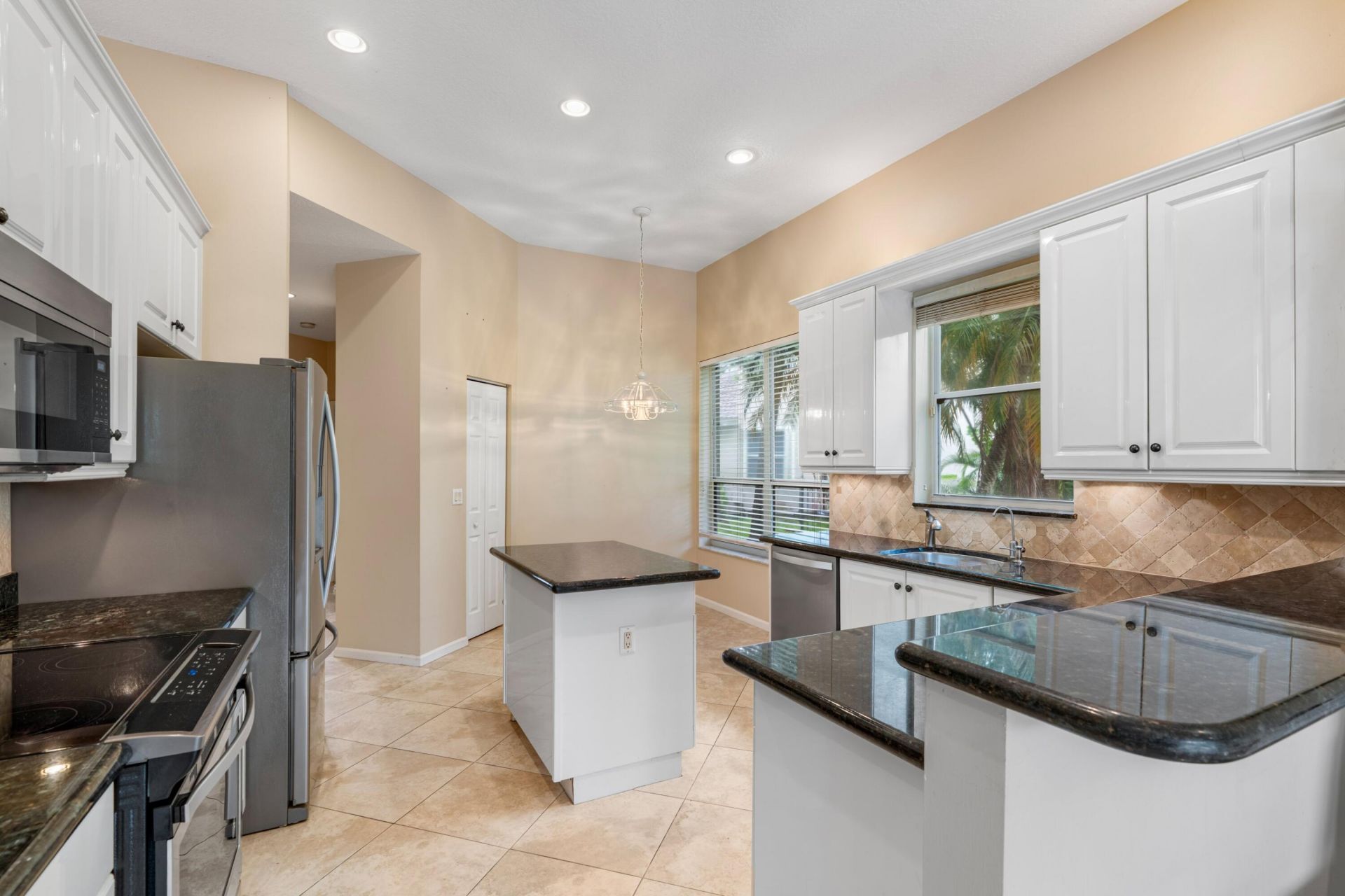 12800 Yardley Drive, Boca Raton, FL 33428 Photo