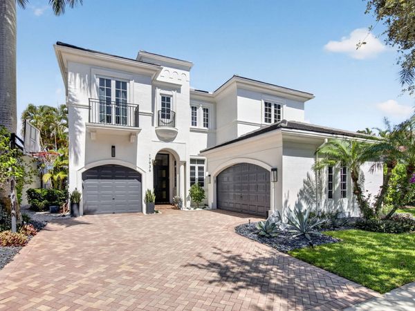17936 Villa Club Way, Boca Raton, FL 33496