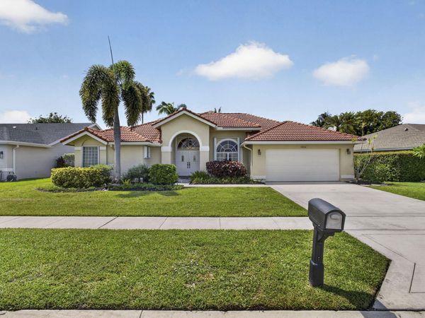 1224 Lake Breeze Drive, Wellington, FL 33414