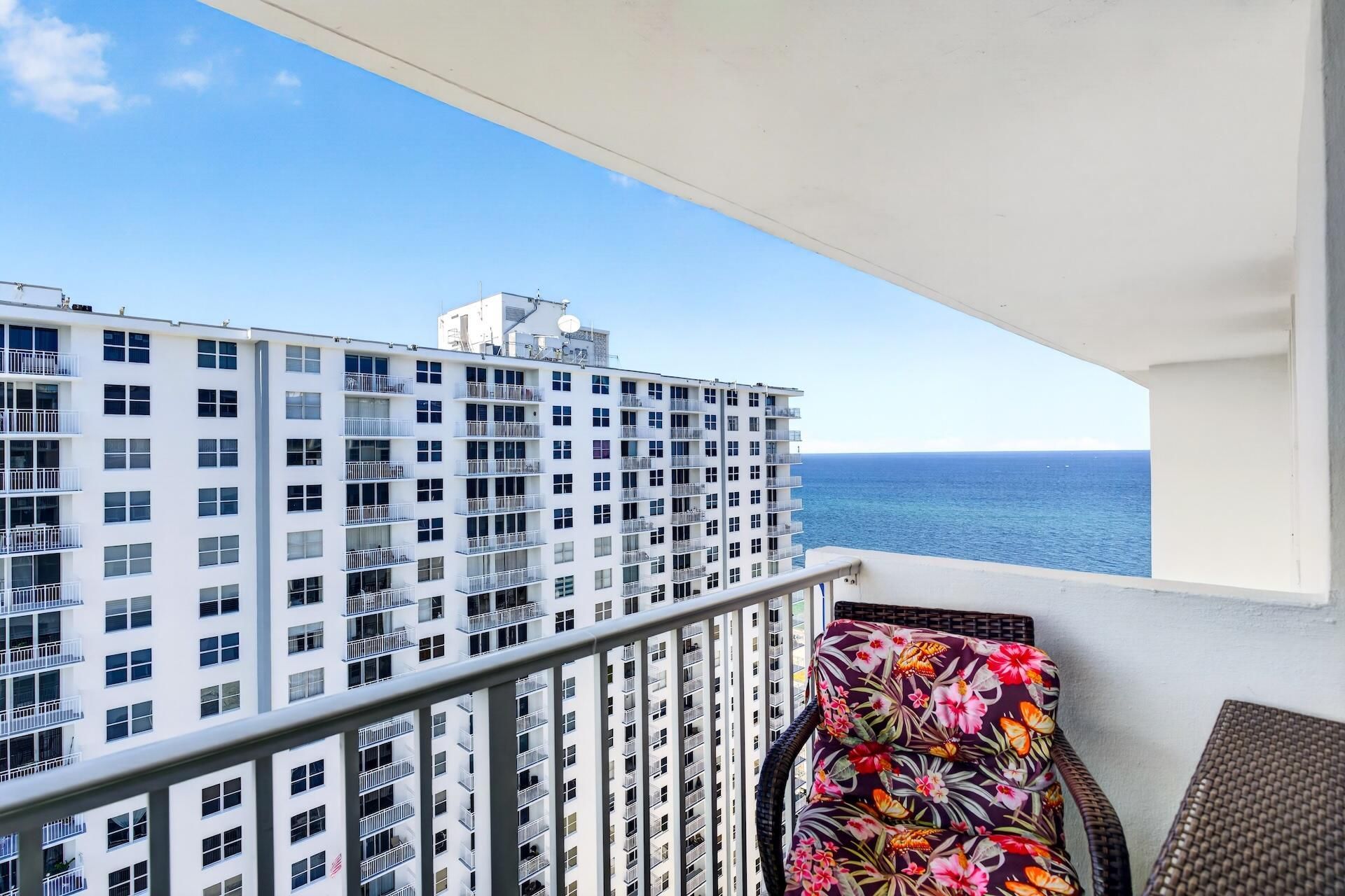111 Briny Avenue, Unit 2711, Pompano Beach, FL 33062 Photo