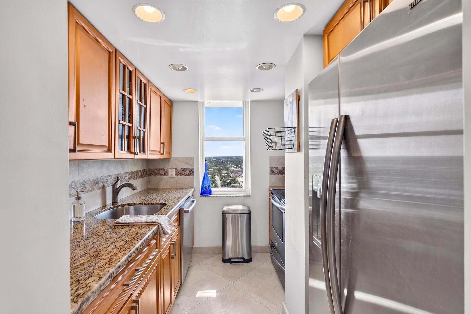 111 Briny Avenue, Unit 2711, Pompano Beach, FL 33062 Photo