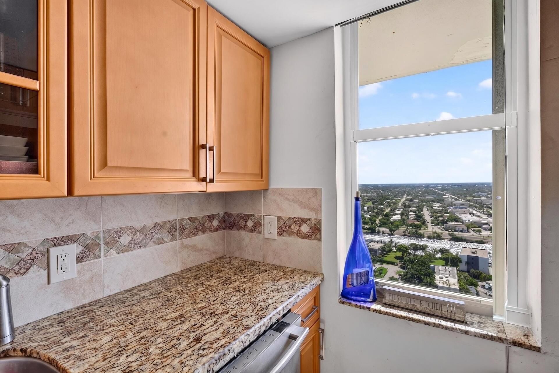 111 Briny Avenue, Unit 2711, Pompano Beach, FL 33062 Photo