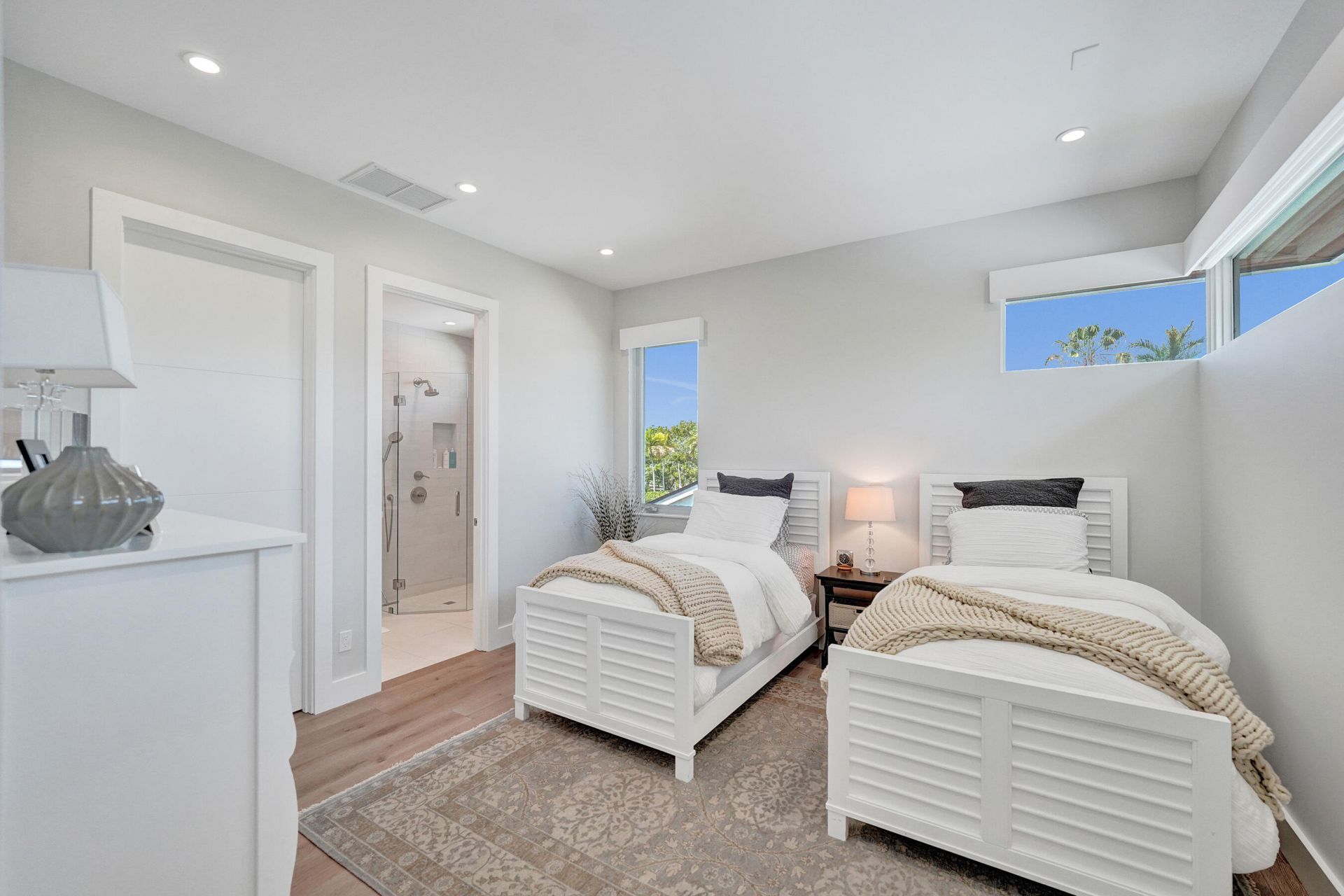 2718 NE 17th Street, Fort Lauderdale, FL 33305 Photo