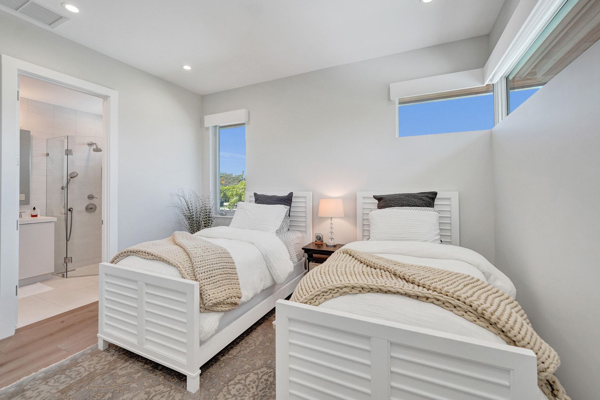 2718 NE 17th Street, Fort Lauderdale, FL 33305 Photo