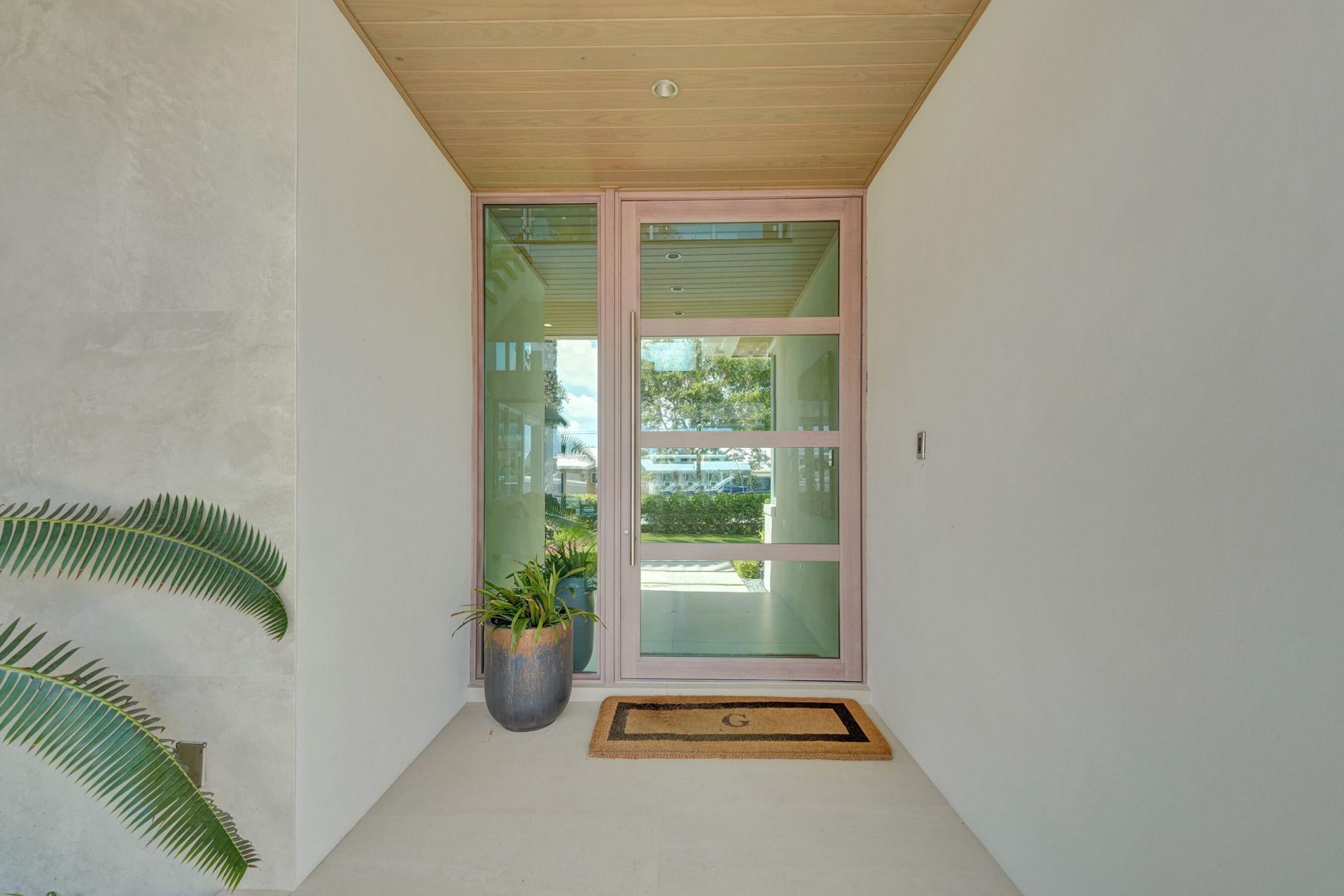 2718 NE 17th Street, Fort Lauderdale, FL 33305 Photo