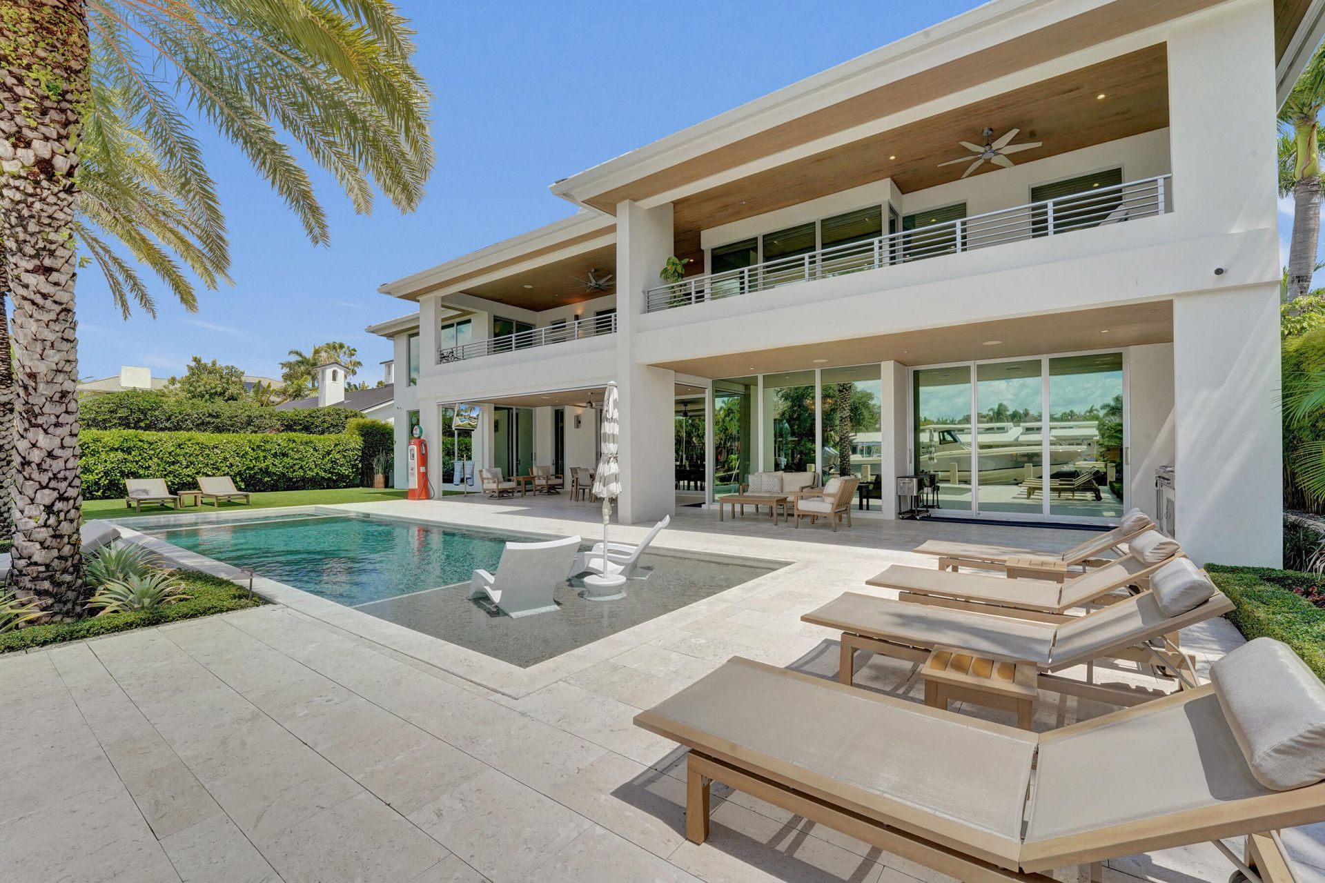 2718 NE 17th Street, Fort Lauderdale, FL 33305 Photo