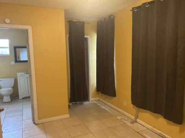 1226 NW 23rd Terrace, Fort Lauderdale, FL 33311 Photo