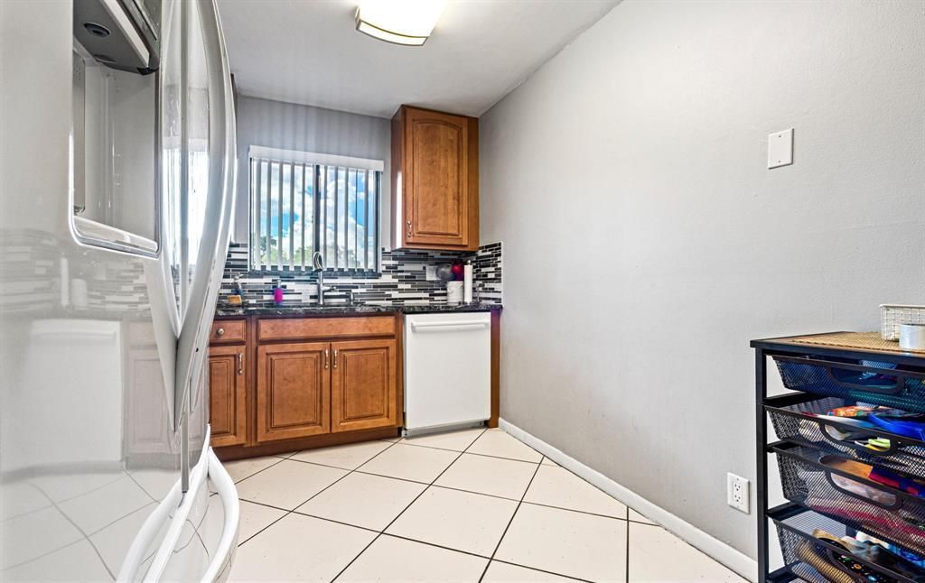 7442 Ashmont Circle, Unit 203, Tamarac, FL 33321 Photo