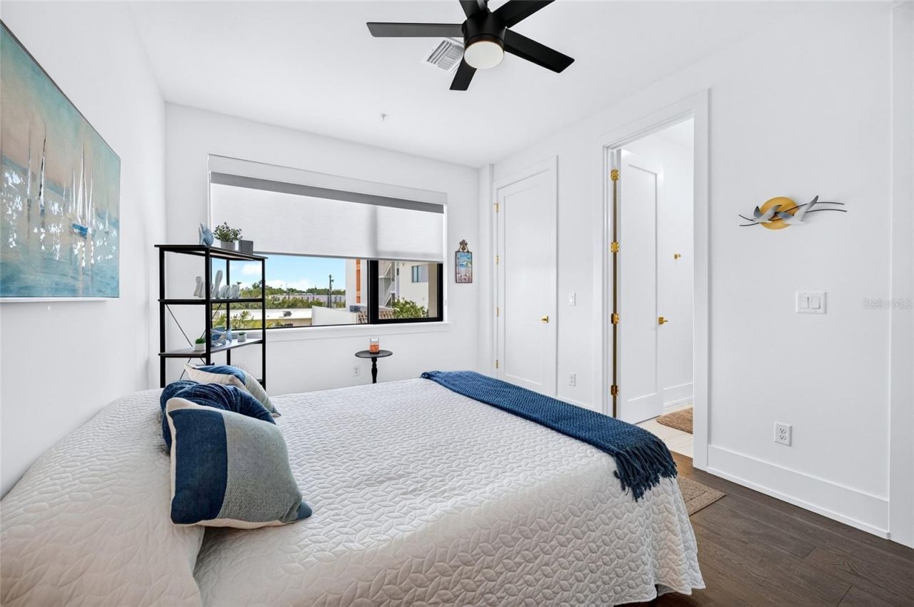 2187 Main Street, Sarasota, FL 34237 Photo