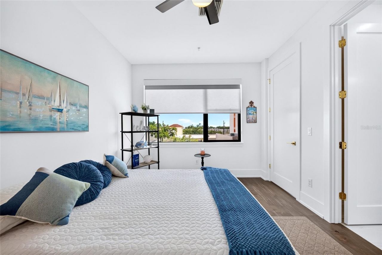 2187 Main Street, Sarasota, FL 34237 Photo