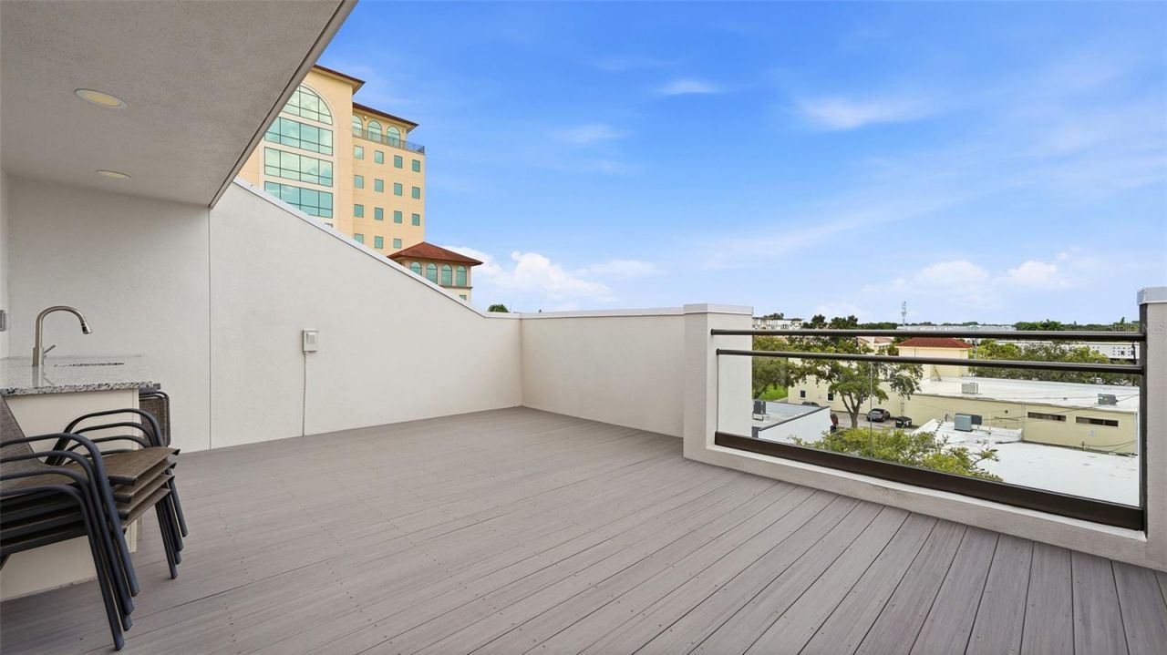 2187 Main Street, Sarasota, FL 34237 Photo