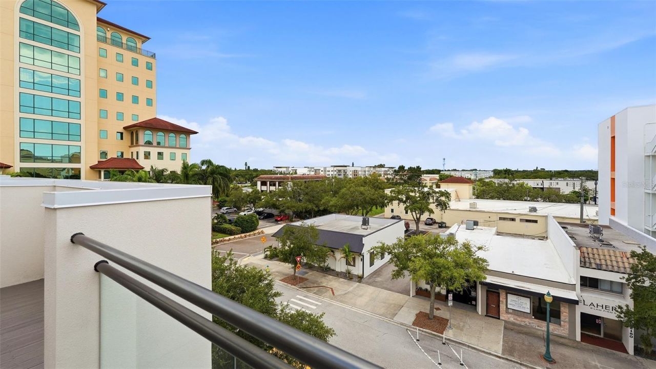 2187 Main Street, Sarasota, FL 34237 Photo
