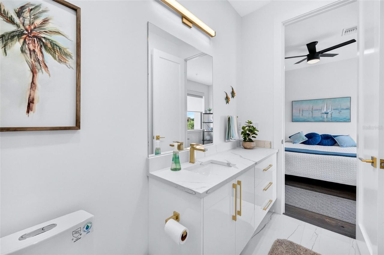 2187 Main Street, Sarasota, FL 34237 Photo