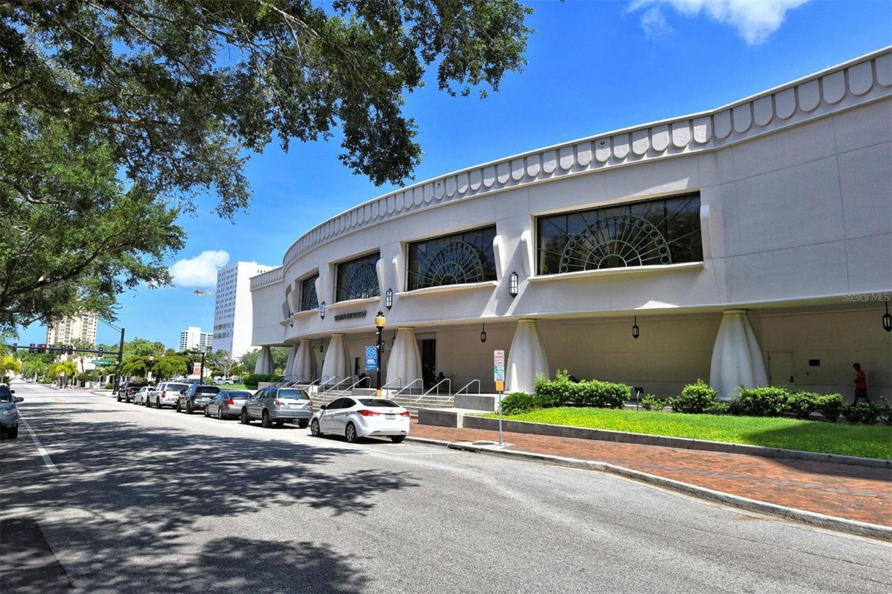 2187 Main Street, Sarasota, FL 34237 Photo