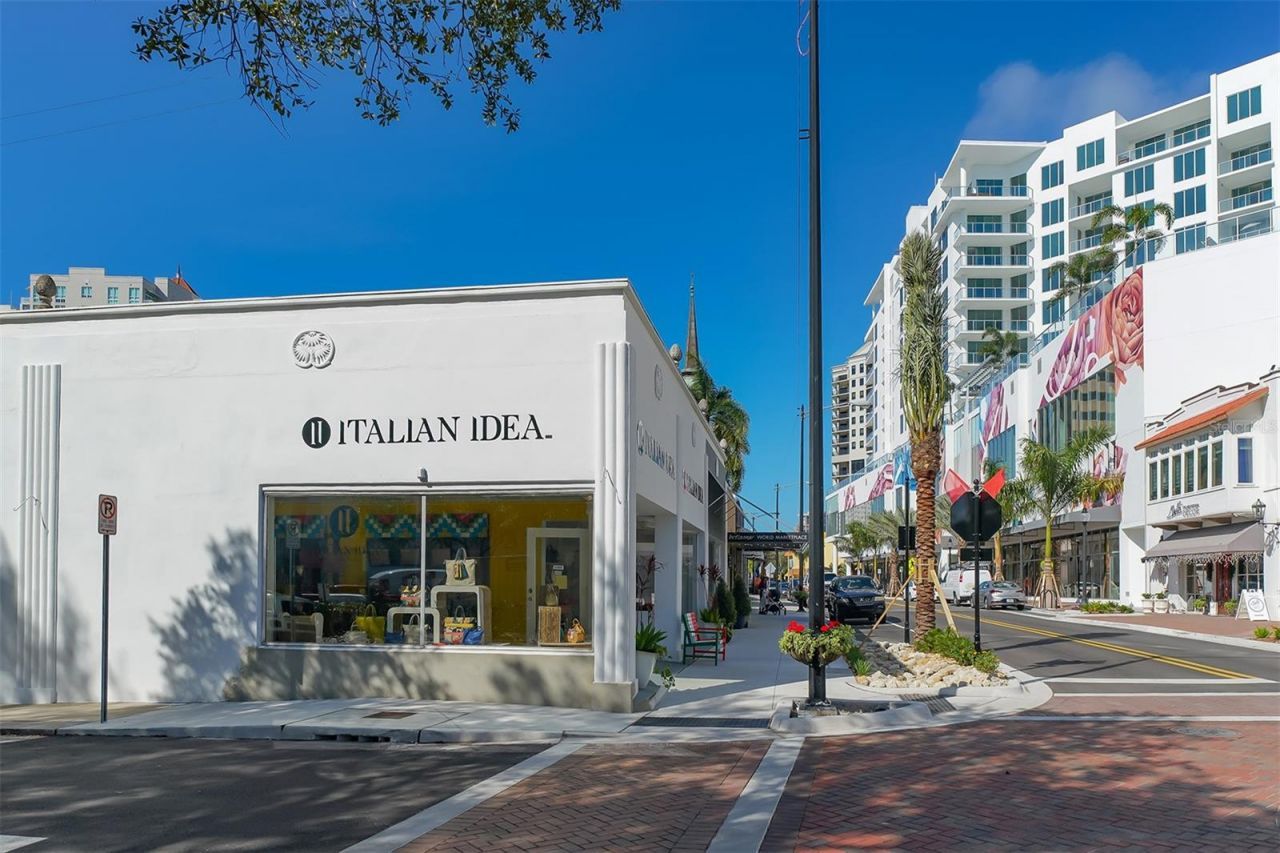 2187 Main Street, Sarasota, FL 34237 Photo