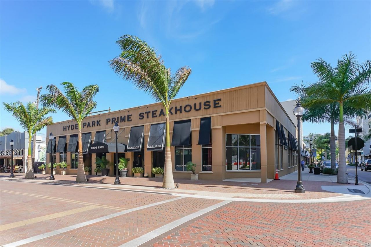 2187 Main Street, Sarasota, FL 34237 Photo