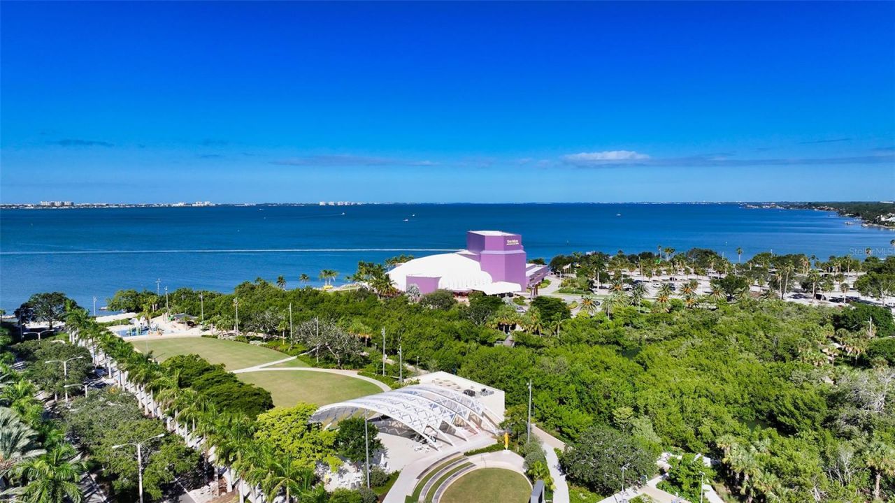 2187 Main Street, Sarasota, FL 34237 Photo