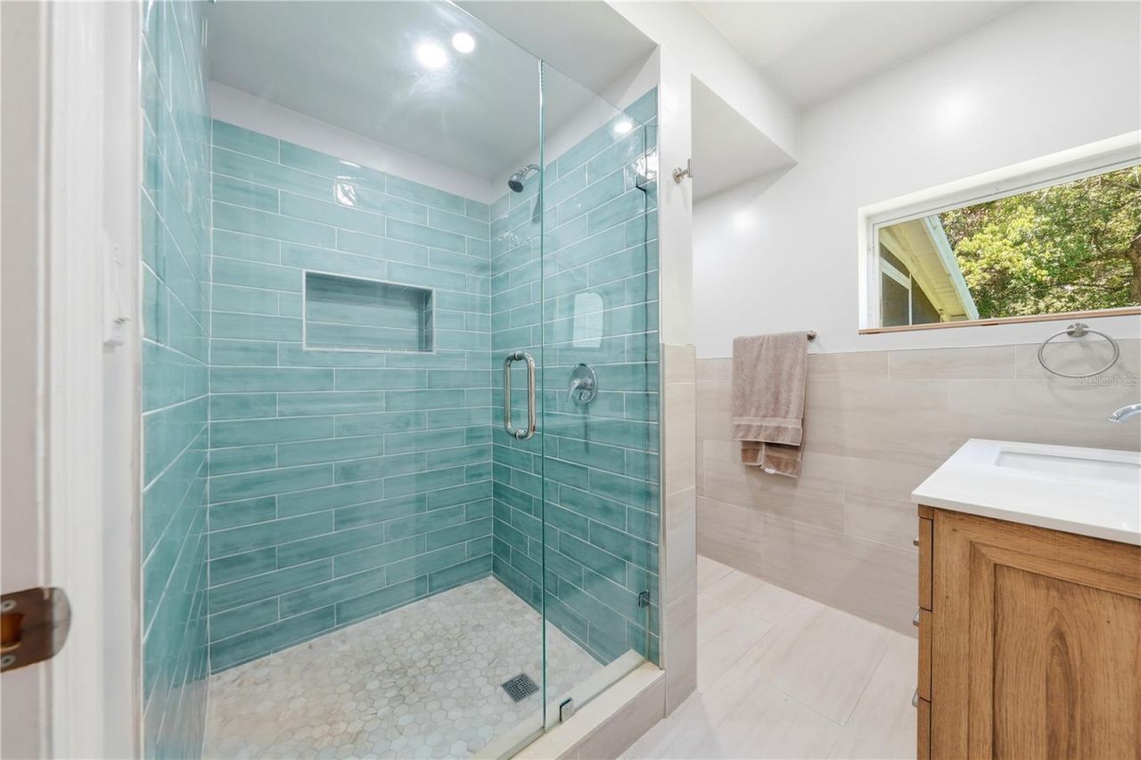 128 N Lakeview Drive, Lake Helen, FL 32744 Photo