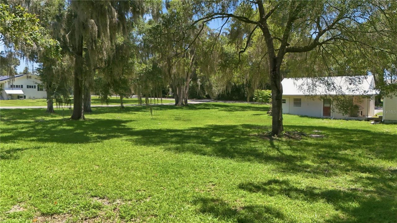 128 N Lakeview Drive, Lake Helen, FL 32744 Photo