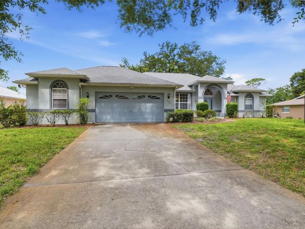 240 N COUNTRY CLUB DRIVE , CRYSTAL RIVER, FL 34429