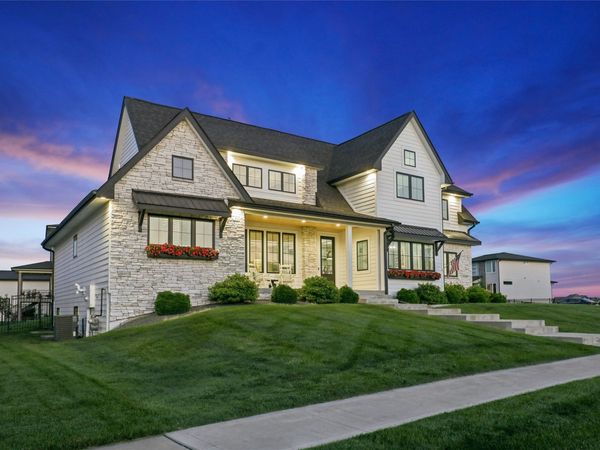 17448 Aurora Drive, Clive, IA 50325