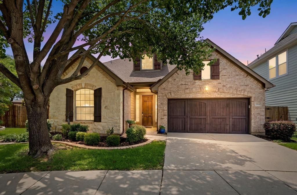 2510 Kodiak Circle, Euless, TX 76039 Main Photo