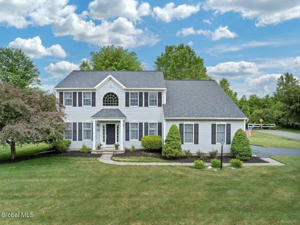 31 Ivywood Drive, Selkirk, NY 12158