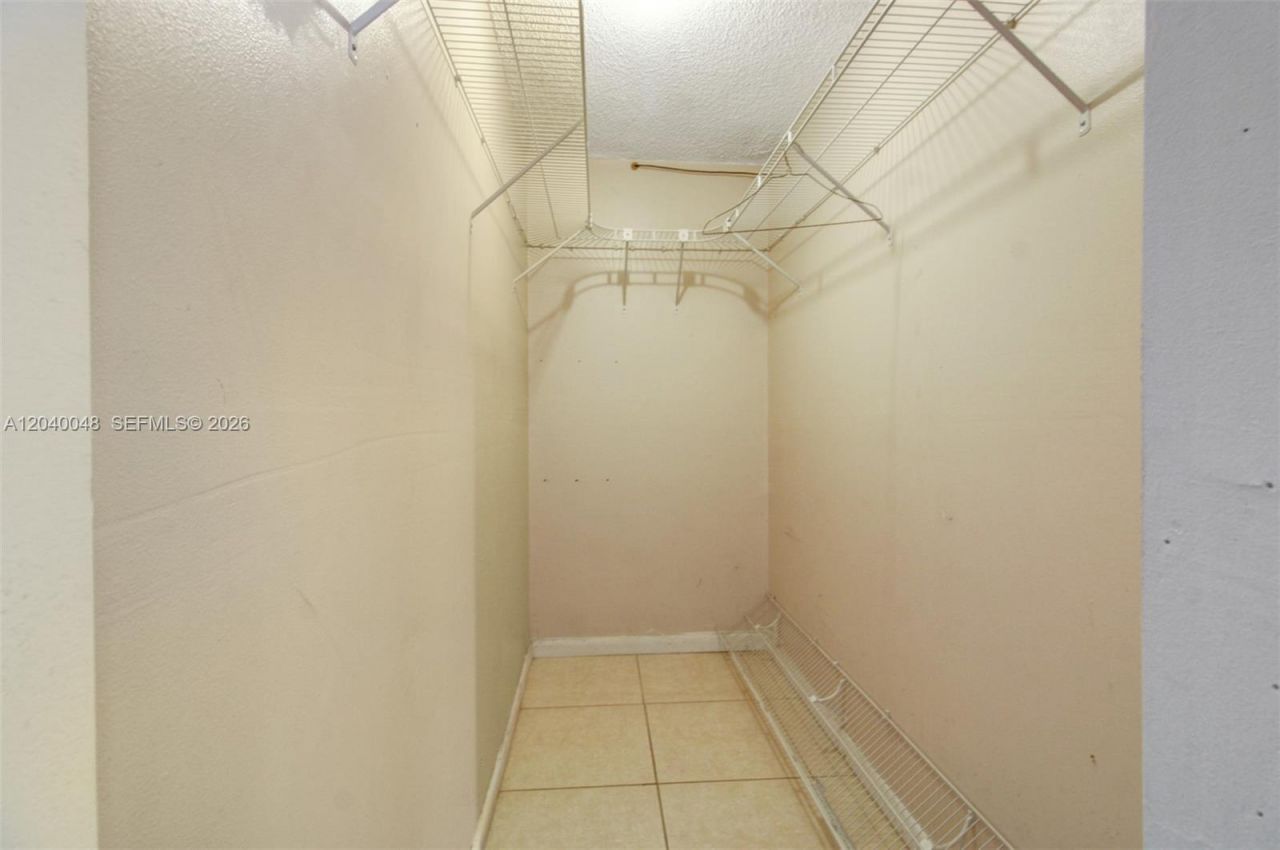 4717 NW 7th St , Unit 604-10, Miami, FL 33126 Photo