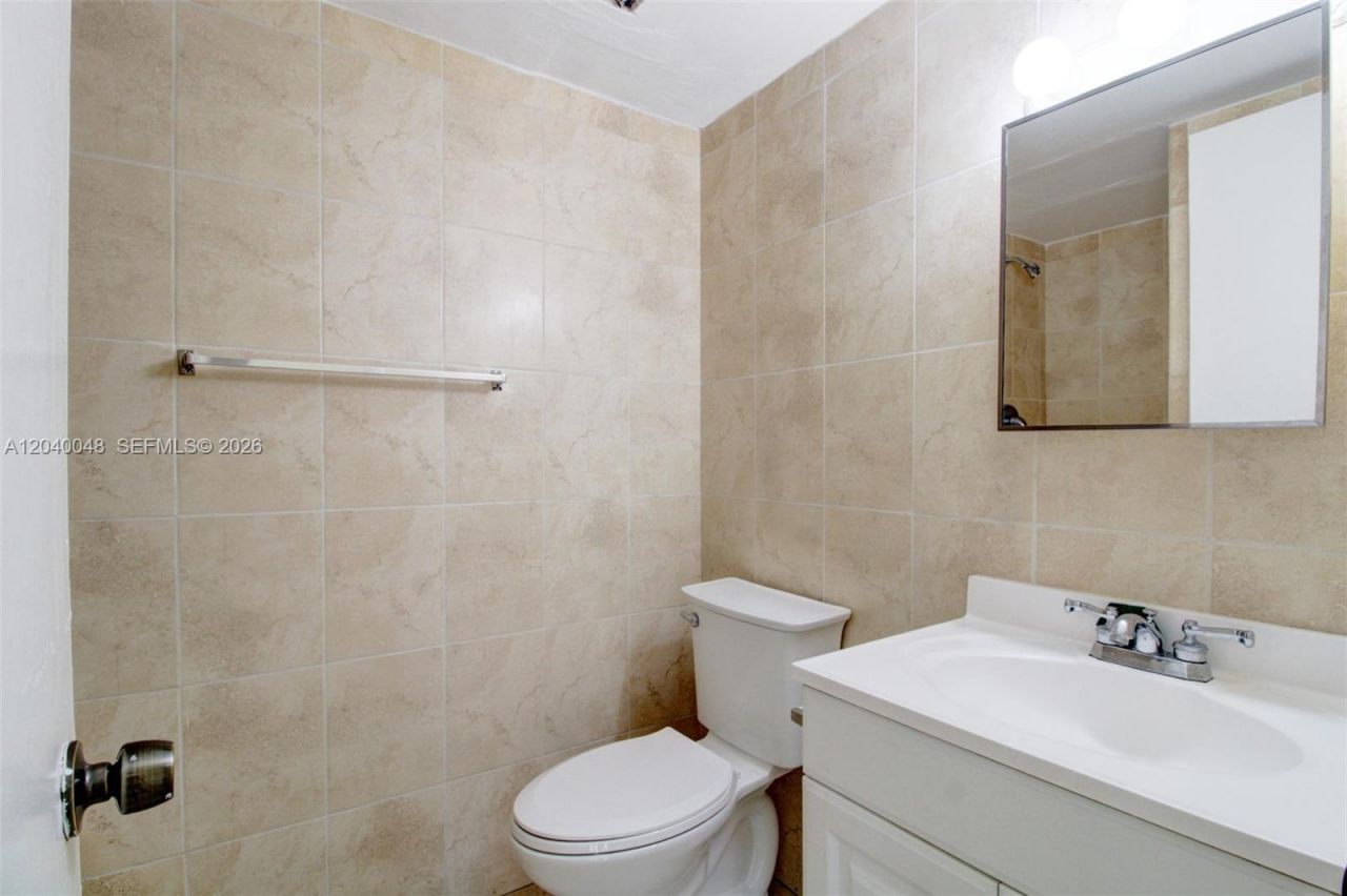 4717 NW 7th St , Unit 604-10, Miami, FL 33126 Photo